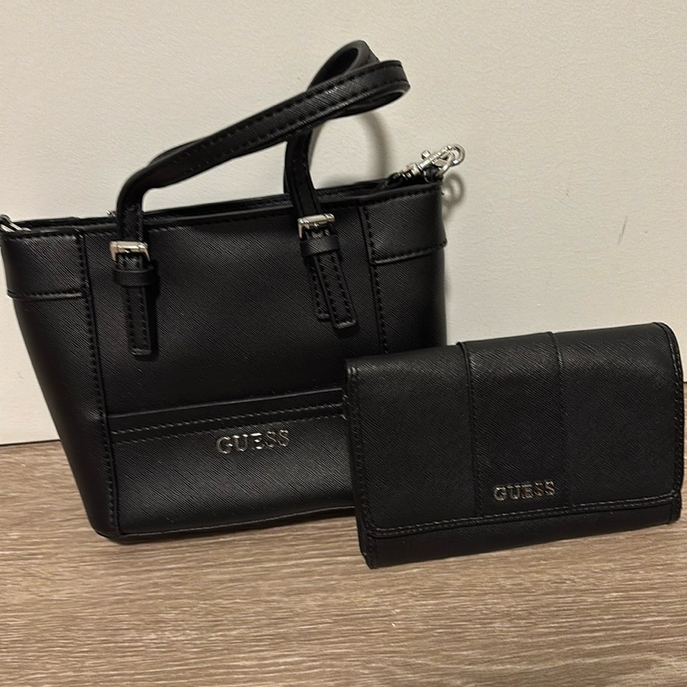 Guess handbag and wallet